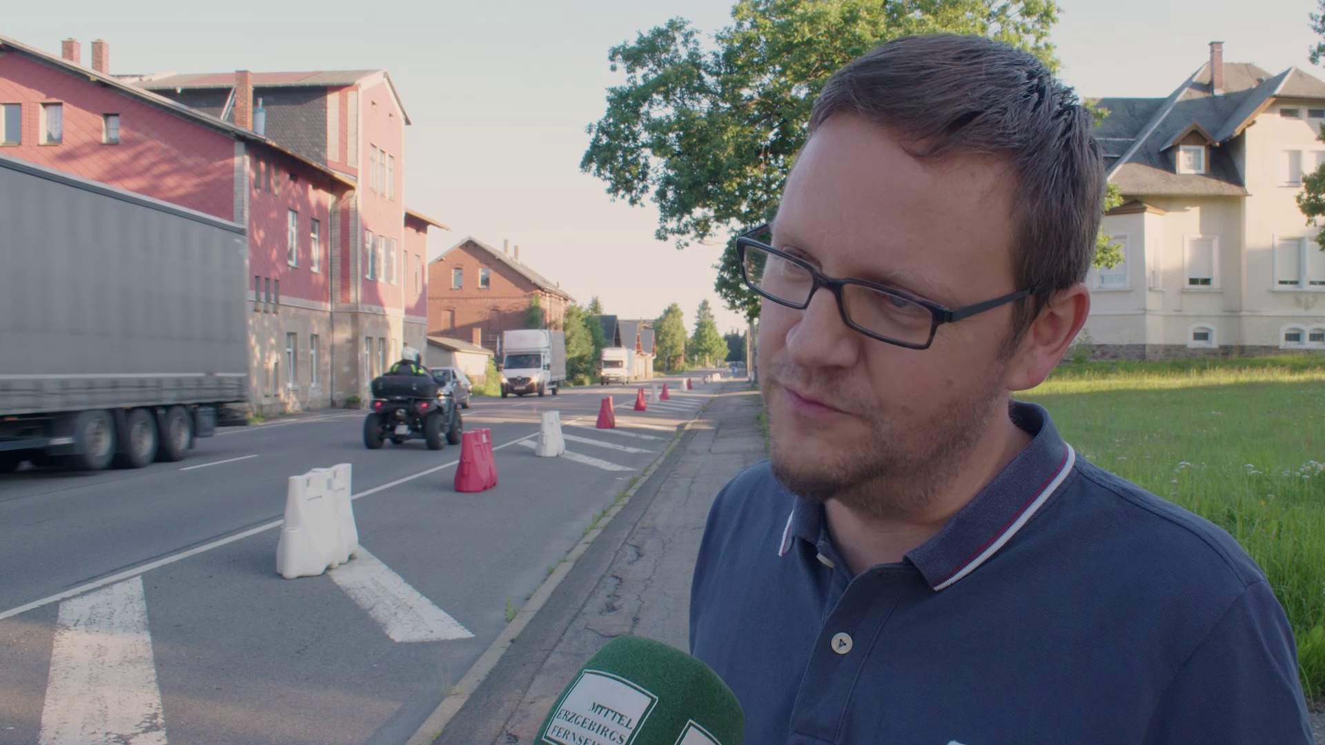 MEgional am 13. Juli 2021 mit den Vorbereitungen für eine Demo in Reitzenhain