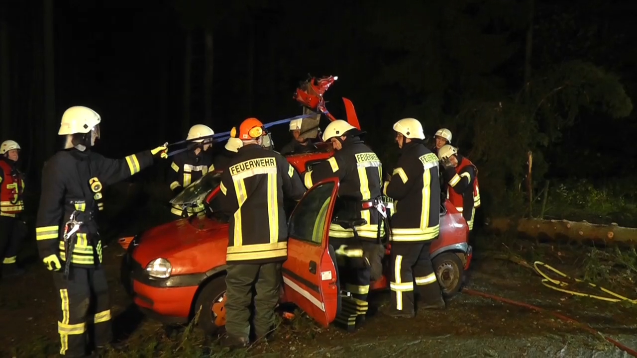 MEgional am 22. Oktober 2019 mit der Nachtübung der Feuerwehren MEgional am 22. Oktober 2019 mit der Nachtübung der Feuerwehren
