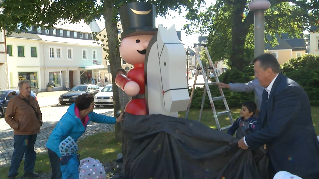 MEgional am 3. September 2020 mit der Enthüllung des Reiterleins in Olbernhau MEgional am 3. September 2020 mit der Enthüllung des Reiterleins in Olbernhau