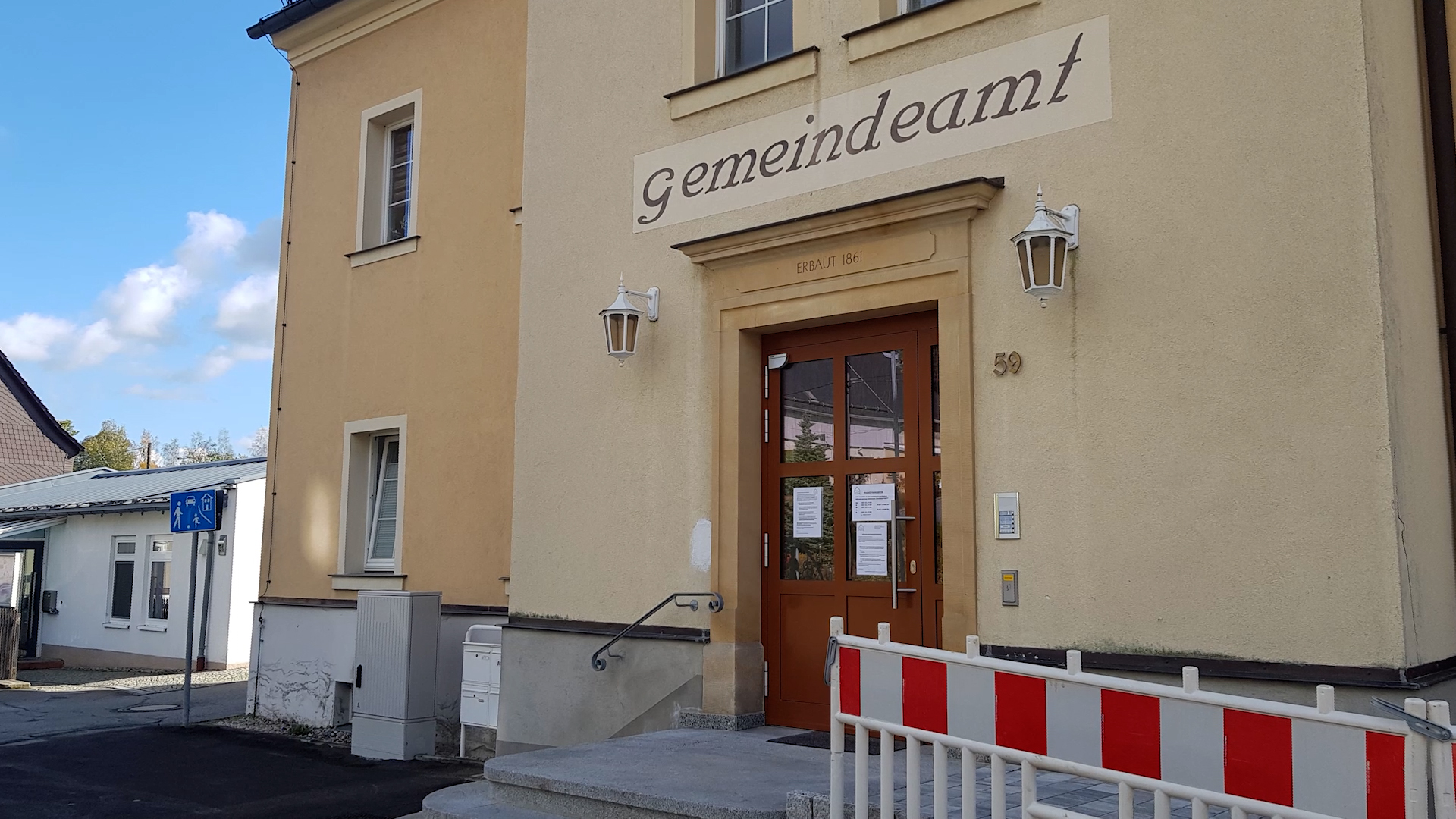 MEgional am 26. Oktober 2020 mit dem Umbau im Gemeindeamt Venusberg MEgional am 26. Oktober 2020 mit dem Umbau im Gemeindeamt Venusberg