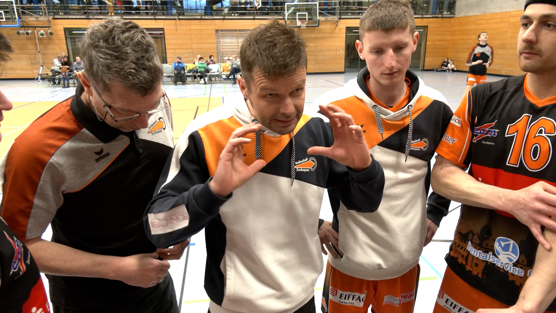 MEgional am 6. April 2022 - mit dem letzten Heimspiel der Saison beim VC Zschopau